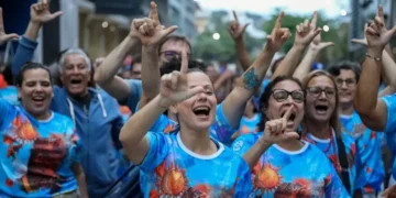 Diretor de escola de samba sobre Lula joga indireta a Bolsonaro