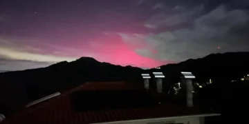 Tempestade geomagnética traz auroras boreais e eventuais problemas nas comunicações