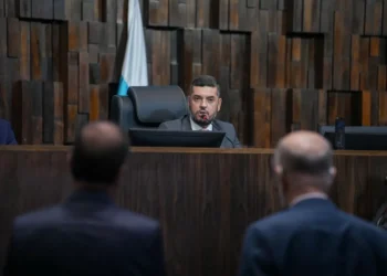 PF encontra mais de R$ 90 mil em dinheiro vivo no carro de Rodrigo Bacellar