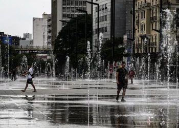 Inmet mantém alerta vermelho para onda de calor no Sudeste até dia 29
