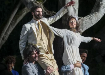 “Playback” dá nova vida a Carlos Paião e revela legado menos conhecido do músico