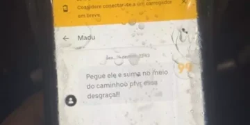 Motoboy recebe pedido inusitado de passageira e vídeo viraliza nas redes