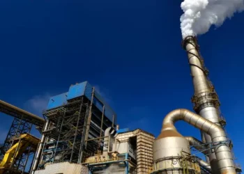 5 ações caem mais de 30% em 2025; confira os destaques de baixa do Ibovespa no ano