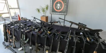 Polícia do Rio prende 12 pessoas em operação contra Comando Vermelho