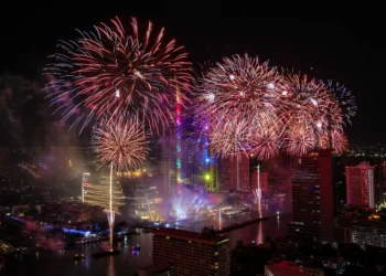 5 mensagens de Ano-Novo para começar 2026 com palavras que tocam