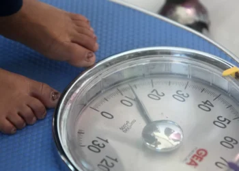 Um em cada sete portugueses com obesidade não reconhecem ter a doença