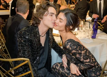 ‘Par de jarro’: o porquê dos looks laranja de Timothée e Kylie