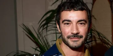 A derrocada do italiano Dario Vitale após substituir Donatella Versace