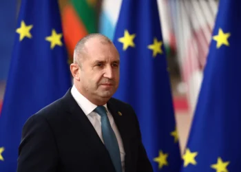 Presidente da Bulgária anuncia demissão: “gostaria de pedir perdão pelo que não consegui fazer”