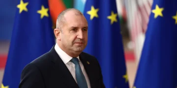 Presidente da Bulgária anuncia demissão: “gostaria de pedir perdão pelo que não consegui fazer”