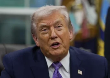 Trump diz que instruiu “representantes” a comprar US$ 200 bi em títulos hipotecários