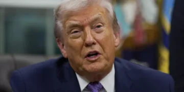 Trump diz que instruiu “representantes” a comprar US$ 200 bi em títulos hipotecários