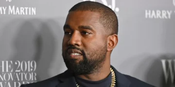 “Perdi o contacto com a realidade”. Kanye West pede desculpa por comportamento antissemita