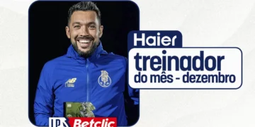 Francesco Farioli distinguido com o Prémio Haier de Treinador do Mês de dezembro