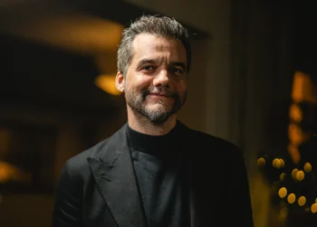 A mensagem política em filmes de Wagner Moura é sua aposta rumo ao Oscar