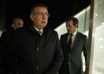 Seguro com um “oceano de diferenças para Ventura” quer ser o “Presidente dos novos tempos”