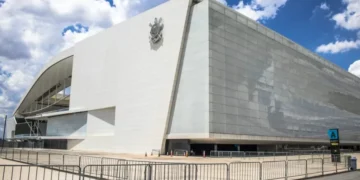 Torcedor morre após ser atropelado por viatura da PM na Arena Corinthians