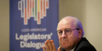 Rui Rio anuncia voto em António José Seguro