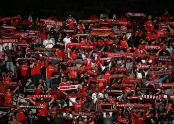 Benfica vence Estrela da Amadora