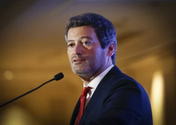 André Ventura: “Têm de escolher entre um socialista e quem quer fazer verdadeiramente reformas no país”