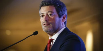 André Ventura: “Têm de escolher entre um socialista e quem quer fazer verdadeiramente reformas no país”