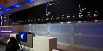 B3 (B3SA3): UBS eleva recomendação para compra e ações sobem mais de 4%