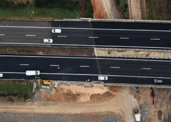 A1 reabre totalmente após colapso do viaduto de Casais