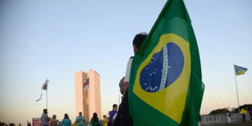 STF autoriza Polícia Federal a ter acesso a dados de ‘Lulinha’. Filho do presidente brasileiro suspeito de estar envolvido em esquema de fraude