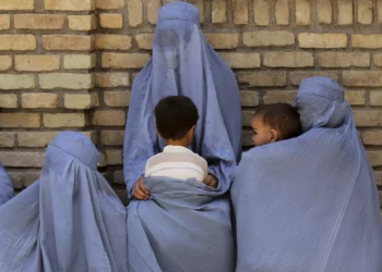 Oito países da União Europeia já proíbem uso de burca ou nicabe em público