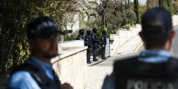 Repetição de julgamento do massacre no Centro Ismaili deixa em choque familiares das vítimas