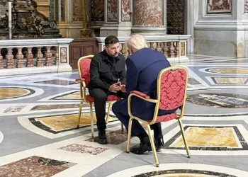 Trump e Zelensky conversam por telefone na véspera de novas negociações