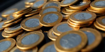 Taxas dos DIs operam na contramão dos Treasuries e caem na volta do Carnaval