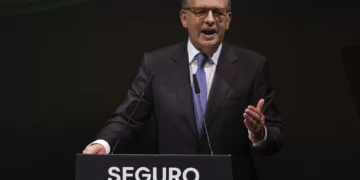 “Jamais serei um contrapoder” diz o Presidente que não quer “legislatura interrompida” nem “adversários”