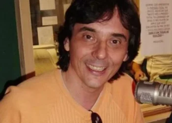 Morre Ricardo Schnetzer, dublador de Tom Cruise e Al Pacino