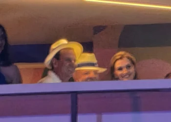 O que foi servido no camarote de Lula na Sapucaí