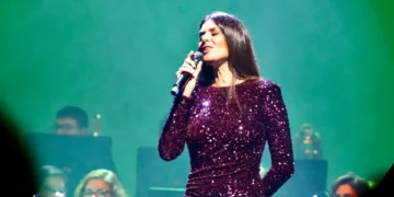 Cuca Roseta distinguida com a Ordem das Artes e Letras do Governo francês