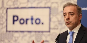 Antiga Escola do Cerco, no Porto, será transformada em unidade de saúde