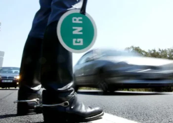 GNR: casal apanhado com gerador roubado