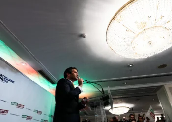 Presidenciais: André Ventura vence Seguro no círculo de emigração