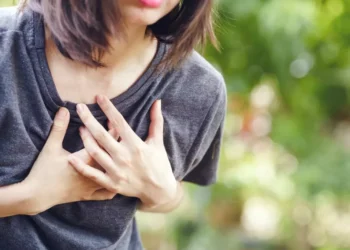 Segundos decisivos: agentes de trânsito salvam mulher em parada cardiorrespiratória em Blumenau