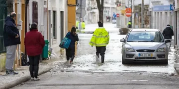 António José Seguro vai questionar Governo sobre o que falhou na atuação da crise provocada pelo mau tempo. Mas, a prioridade agora é “acudir as pessoas”