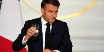 Que países têm armas nucleares? França eleva número de ogivas